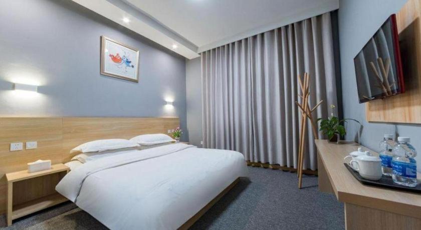 Zhaoxiangju Boutique Hotel Changshui Branch Куньмин Экстерьер фото